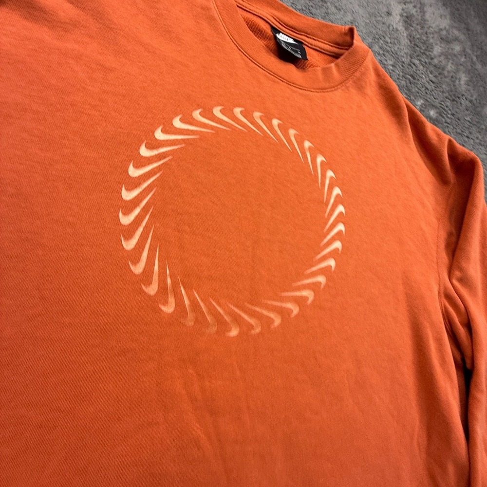 Nike Sportswear Women's Icon Clash Orange Crewneck Crop Top Sweatshirt Oversized - Picture 3 of 8